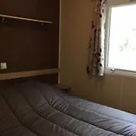 Mobil-home Confortable Avec Terrasse Pour 4 Personnes - Api-1-52-400