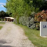 Mobil-home Confortable Avec Terrasse Pour 4 Personnes - Api-1-52-400 캠프장 *