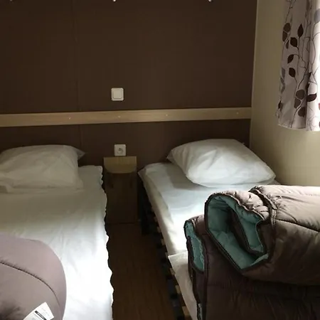 Mobil-home Confortable Avec Terrasse Pour 4 Personnes - Api-1-52-400 营地 旺代蒙塔利韦