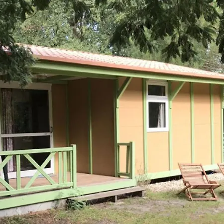 营地 Mobil-home Confortable Avec Terrasse Pour 4 Personnes - Api-1-52-400 旺代蒙塔利韦