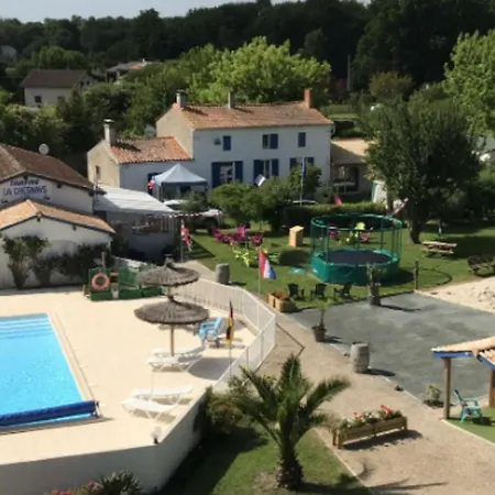 Mobil-home Confortable Avec Terrasse Pour 4 Personnes - Api-1-52-400 营地